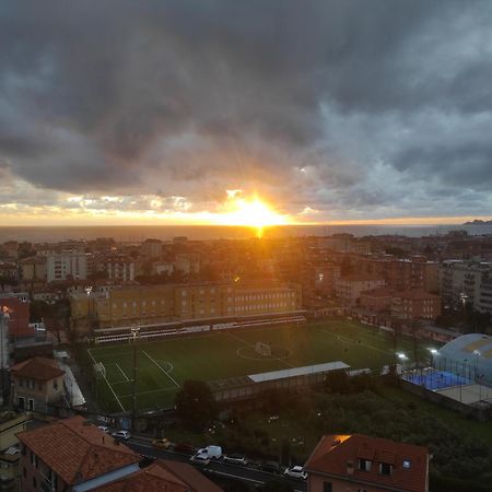 Super Vista Al Grattacielo Di Lavagna公寓 外观 照片